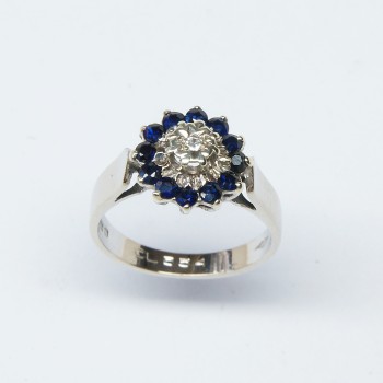 9ct White Gold Sapphire/Diamond Ring